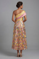 Laden Sie das Bild in den Galerie-Viewer, Glitzerndes gelbes, schulterlanges Blumenmuster A-Linie Mutter-der-Braut-Kleid