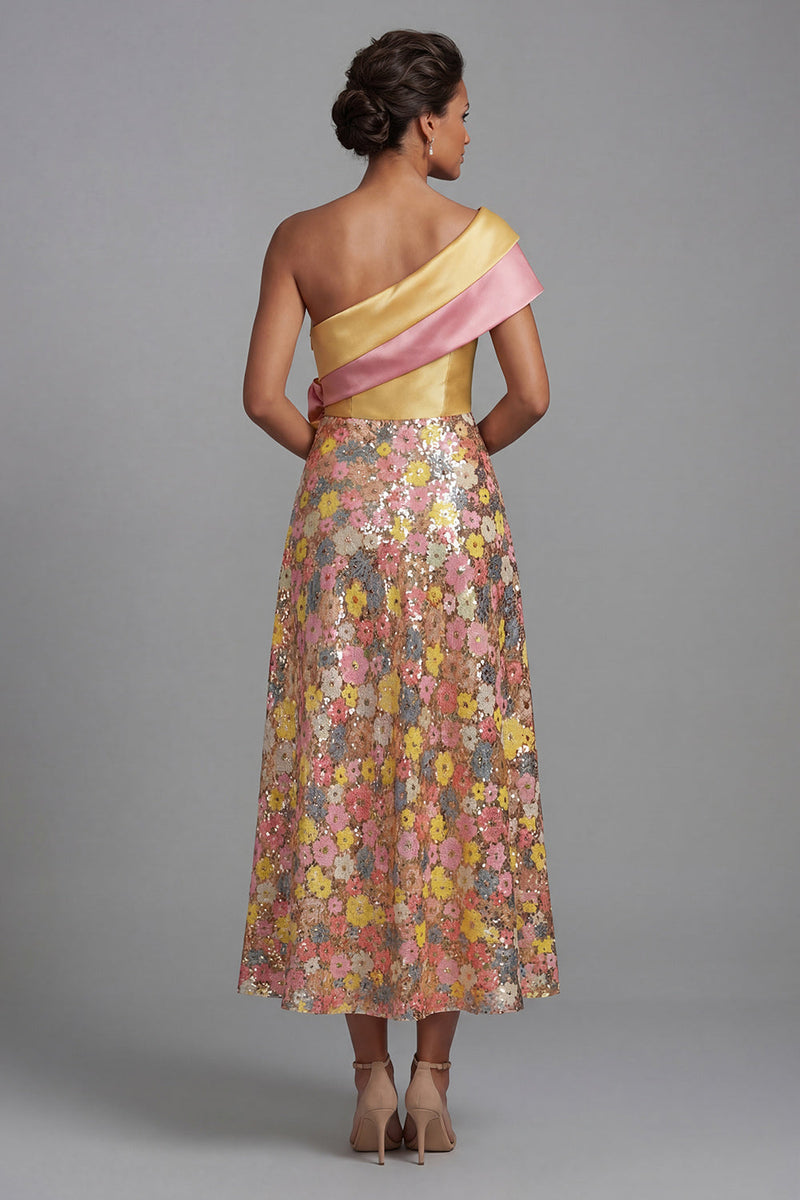 Laden Sie das Bild in den Galerie-Viewer, Glitzerndes gelbes, schulterlanges Blumenmuster A-Linie Mutter-der-Braut-Kleid