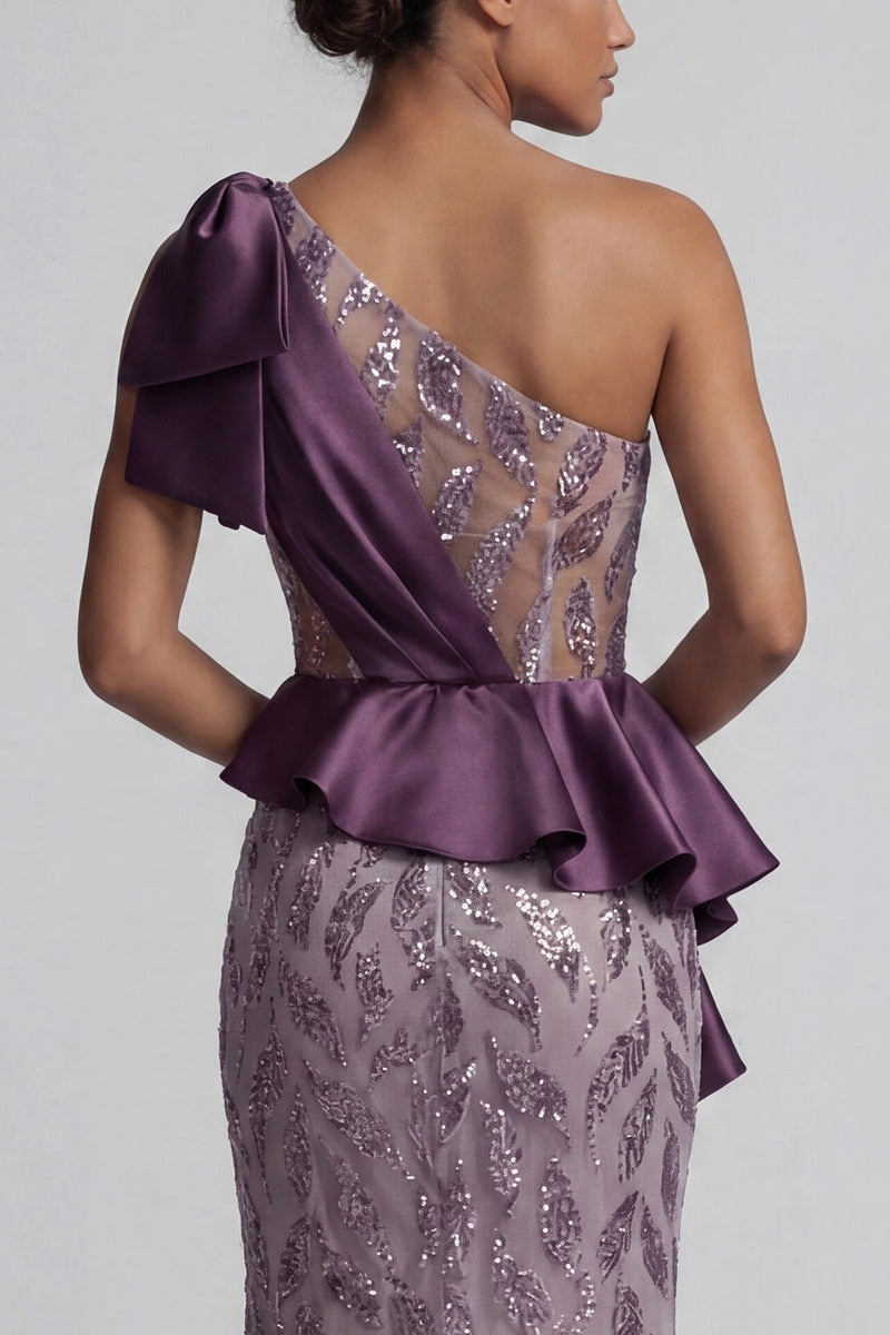 Laden Sie das Bild in den Galerie-Viewer, Glitzerndes einschulteriges lila Meerjungfrauen-Pailletten-Mutter-der-Braut-Kleid mit Schlitz