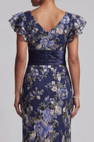Laden Sie das Bild in den Galerie-Viewer, Marineblaue Blumenscheide mit Rüschenärmeln und langen Mutter-der-der-Braut-Kleid