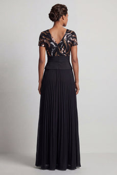 Glitzerndes schwarzes Chiffon-Plissiert, ein langes Mutter-der-der-Braut-Kleid mit Ärmeln