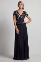 Laden Sie das Bild in den Galerie-Viewer, Glitzerndes schwarzes Chiffon-Plissiert, ein langes Mutter-der-der-Braut-Kleid mit Ärmeln