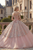 Laden Sie das Bild in den Galerie-Viewer, Off-the-shoulder Ballkleid Blush Rüschen Abschlusskleid