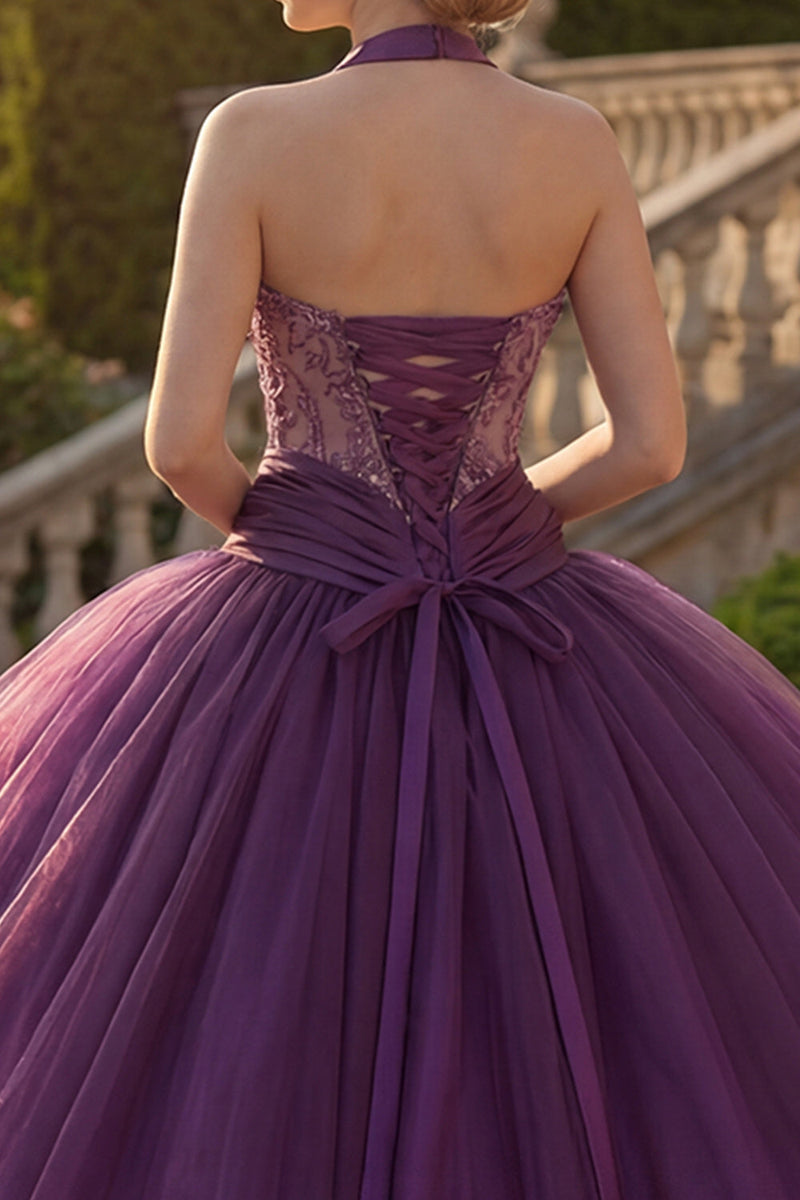 Laden Sie das Bild in den Galerie-Viewer, Dunkelviolettes Neckhlder Abschlusskleid mit Rüschen