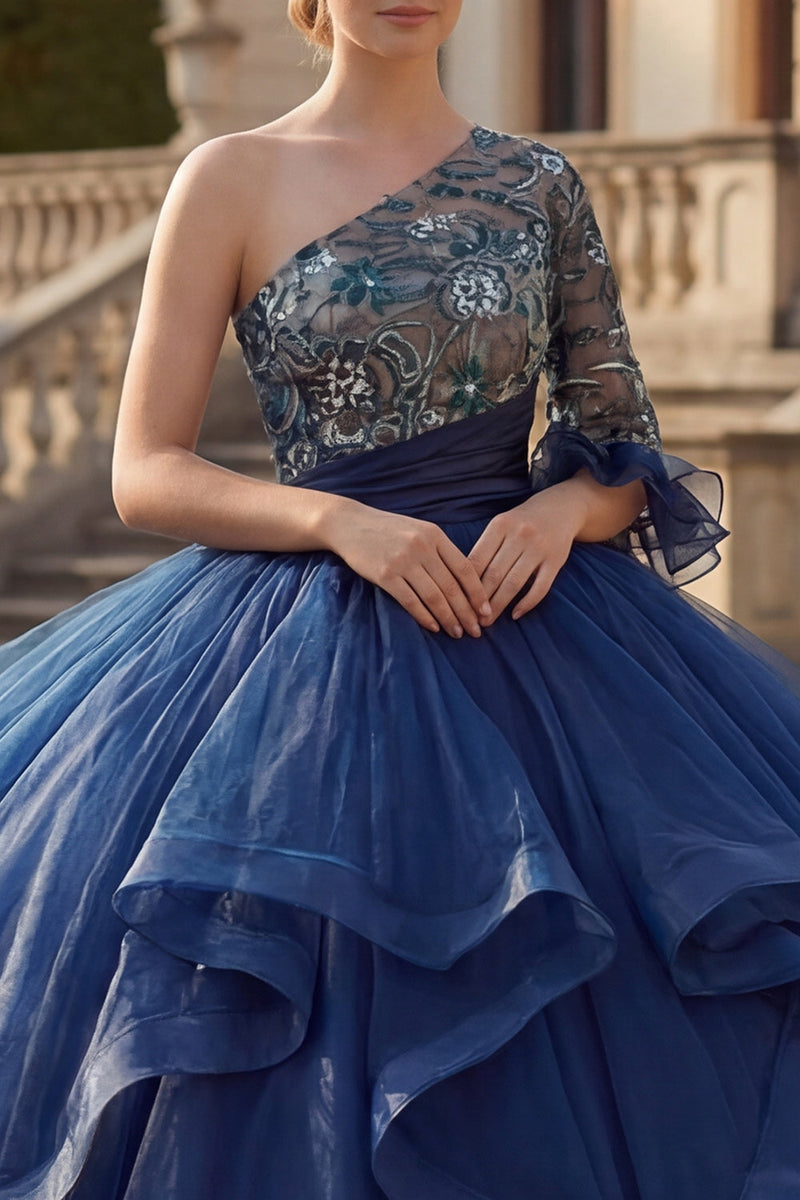 Laden Sie das Bild in den Galerie-Viewer, Marineblaues Einschulter Ballkleid Blumen Abschlusskleid mit Rüschen
