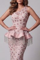 Laden Sie das Bild in den Galerie-Viewer, Einschulter-Rouge-Meerjungfrauen-Pailletten-Pageant-Kleid mit Quaste