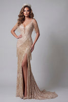 Laden Sie das Bild in den Galerie-Viewer, Kaltschulter-Champagner-Pailletten-Mermiad-Pageant-Kleid mit Schlitz