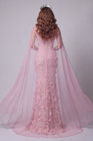 Laden Sie das Bild in den Galerie-Viewer, Glitzerndes pinkes Meerjungfrauen-Bootsausschnitt mit Blumenperlen, langes Pageant-Kleid mit Umhang