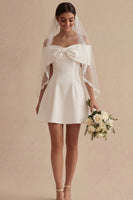 Laden Sie das Bild in den Galerie-Viewer, Weißes Schulterfreies Satin Standesamt Kleid mit Schleife