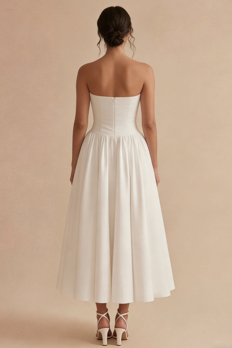 Laden Sie das Bild in den Galerie-Viewer, Weißes, strapless Raffen-A-Linie Maxi-Strandhochzeitskleid