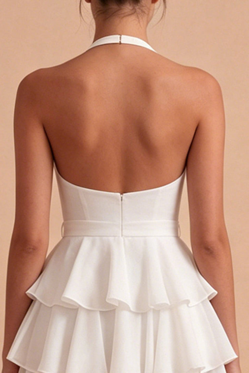 Laden Sie das Bild in den Galerie-Viewer, Weißes A-Linie Halter Gestuftes Rüschen Mini Standesamtkleid mit Schleife