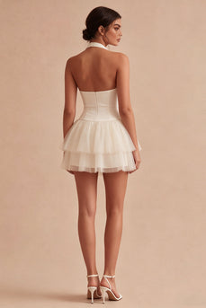 Weißes A-Linie Halter Korsett Mini Standesamtkleid mit Rüschen