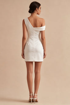 Bodycon Asymmetrisches Hals Gerafftes Kleines weißes Kleid