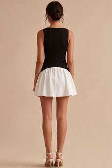 Schwarz-weißes A-Linie Satin-Minikleid