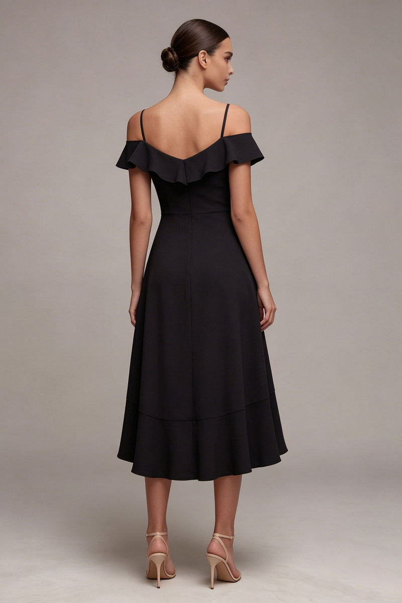 Laden Sie das Bild in den Galerie-Viewer, Cold Shoulder A-Linie hoch, tiefes schwarzes Kleid mit Rüschen
