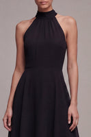 Laden Sie das Bild in den Galerie-Viewer, Schlichtes Halsausschnitt A Line Kleines Schwarzes Kleid