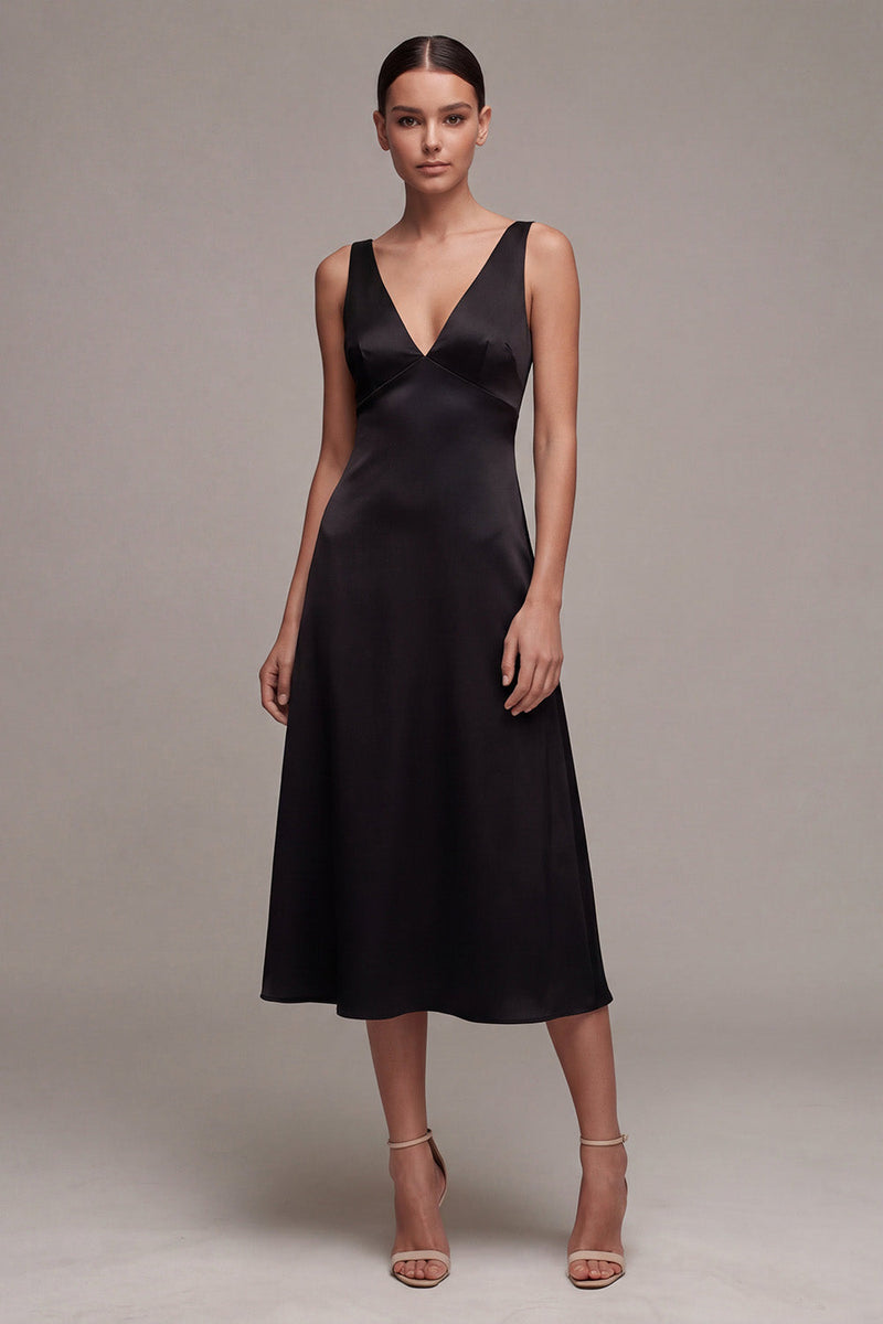 Laden Sie das Bild in den Galerie-Viewer, Schwarzes A-Linien-Satin-Langhals-Festkleid mit V-Ausschnitt