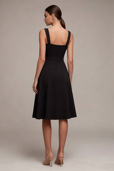 Schwarzes, quadratisches Halsausschnitt A-Linie Midi-Formelkleid mit Schlitz
