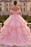 Laden Sie das Bild in den Galerie-Viewer, Off-the-shoulder rosa Ballkleid mit Rüschen und applikiertem Quinceañera-Kleid