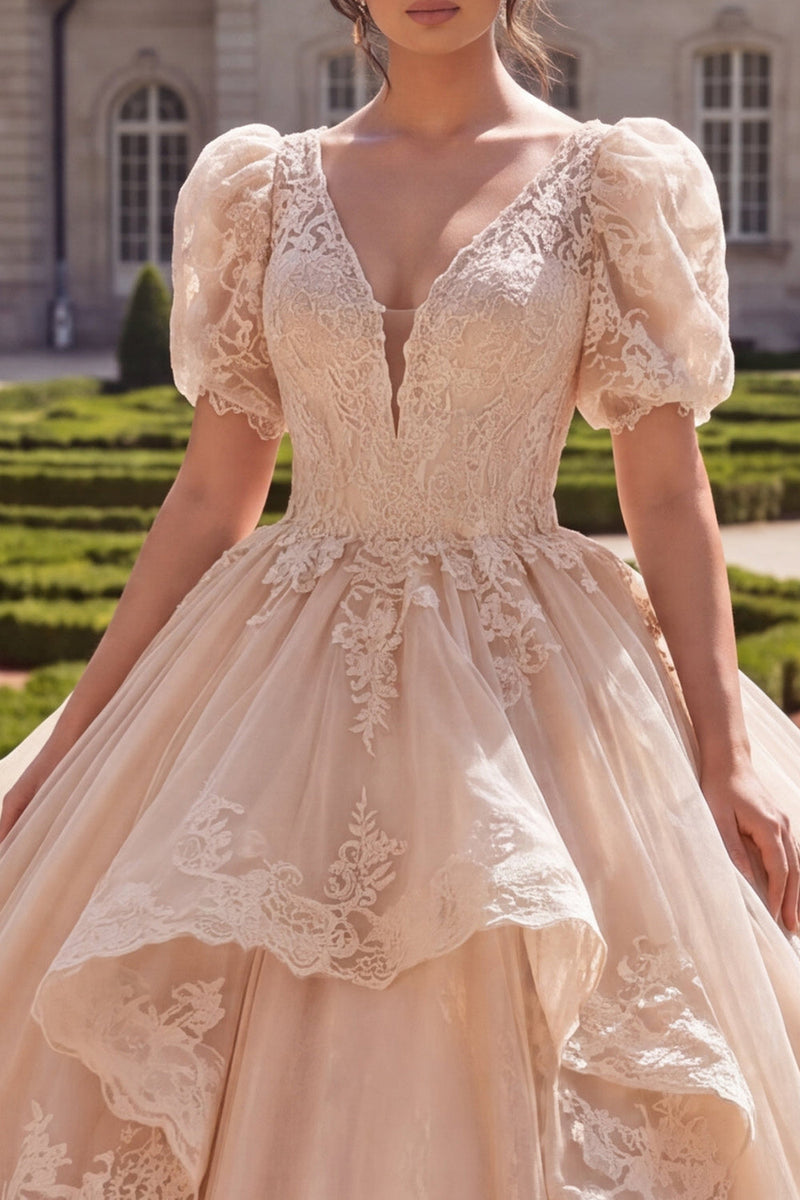 Laden Sie das Bild in den Galerie-Viewer, Champagner-V-Ausschnitt-Applikiertes Ballkleid Quinceañera Quinceañera mit kurzen Ärmeln