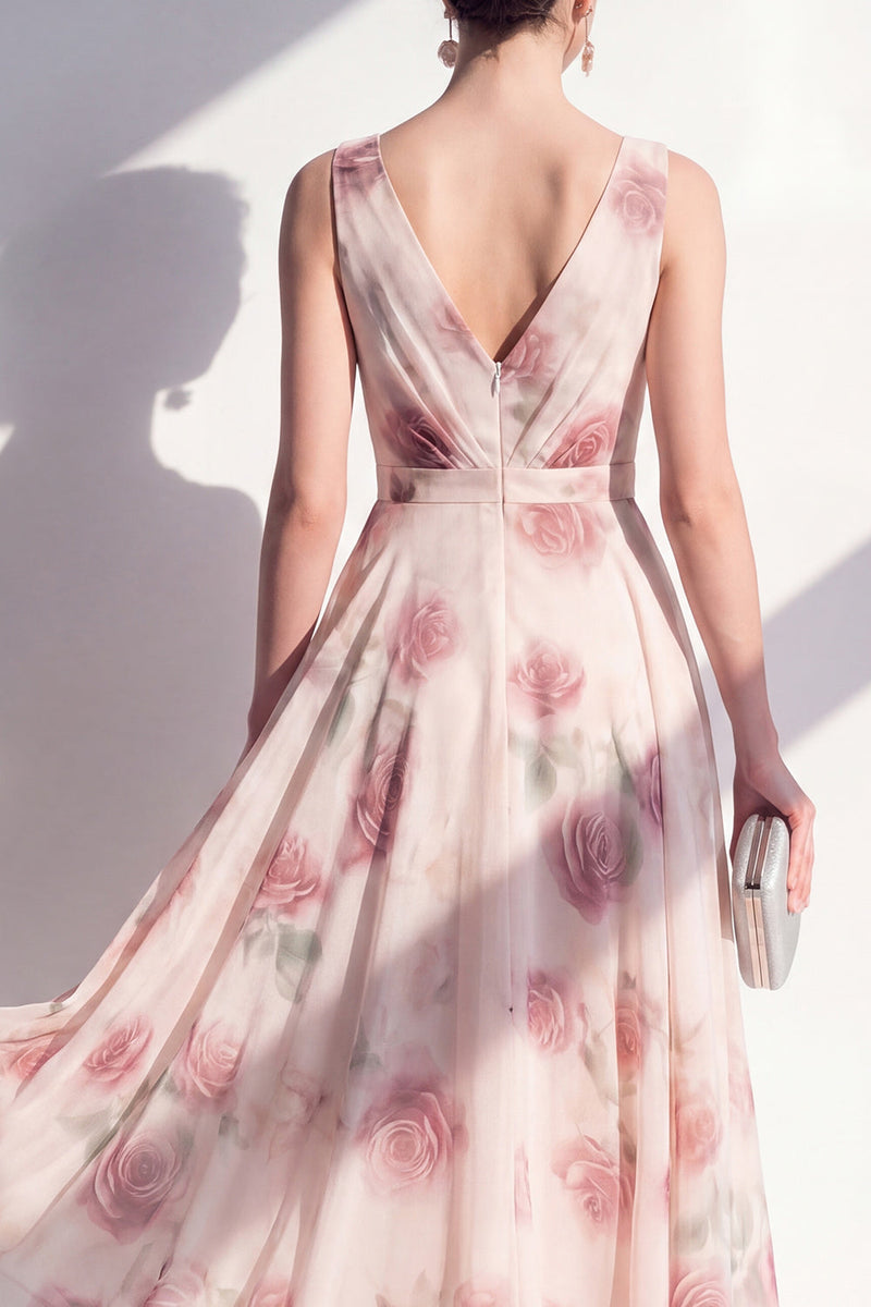 Laden Sie das Bild in den Galerie-Viewer, A-Line Chiffon Blush V-Ausschnitt mit gerafftem Midi-Blumenkleid