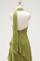 Laden Sie das Bild in den Galerie-Viewer, A-Linie gelbes Neckholderhals-Chiffon-Maxikleid mit Rüschen