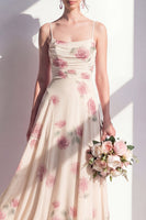Laden Sie das Bild in den Galerie-Viewer, Aprikosen-Floral A-Linie Chiffon gerafftes langes Brautjungfernkleid