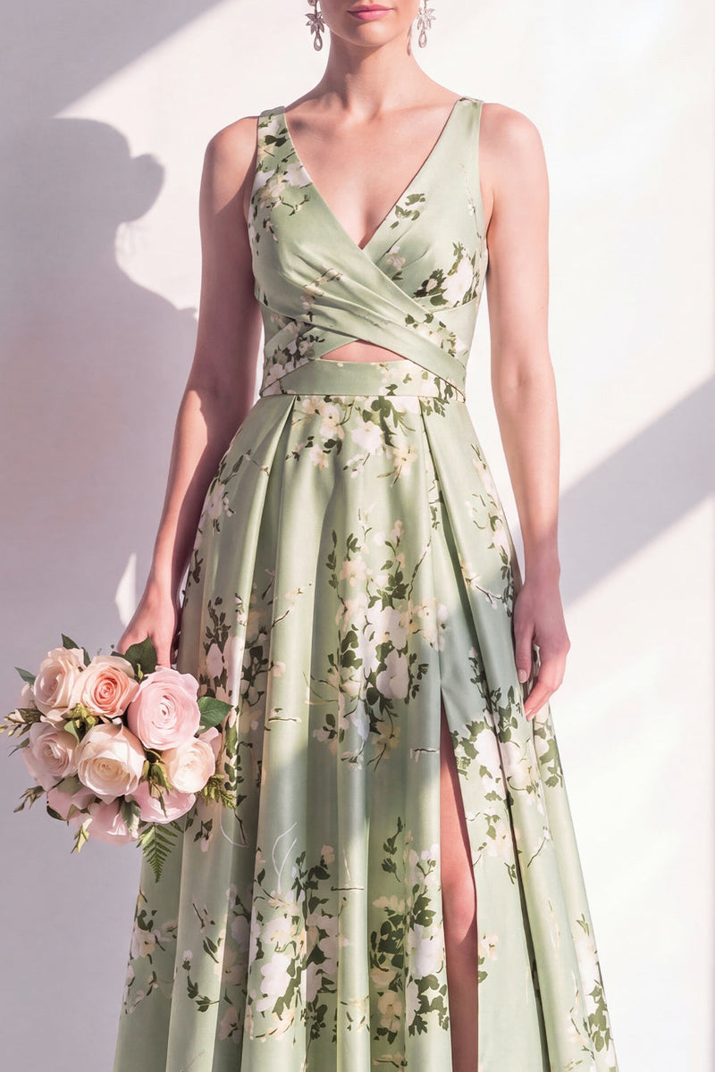 Laden Sie das Bild in den Galerie-Viewer, A-Linie Salbeigrünes Satin-V-Ausschnitt geblümtes langes Brautjungfernkleid mit Schlitz