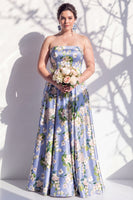 Laden Sie das Bild in den Galerie-Viewer, Trägerloses blaues Blumen-A-Linie Brautjungfernkleid