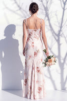 Laden Sie das Bild in den Galerie-Viewer, Elfenbeinrotes Blumen-Spaghettiträger Brautjungfernkleid mit Schlitz