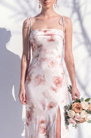 Laden Sie das Bild in den Galerie-Viewer, Elfenbeinrotes Blumen-Spaghettiträger Brautjungfernkleid mit Schlitz