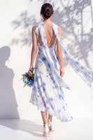 Laden Sie das Bild in den Galerie-Viewer, Grünes Blumen-Meerjungfrauen-V-Ausschnitt-Brautjungfernkleid mit Schal