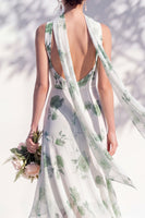 Laden Sie das Bild in den Galerie-Viewer, Grünes Blumen-Meerjungfrauen-V-Ausschnitt-Brautjungfernkleid mit Schal