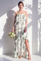 Laden Sie das Bild in den Galerie-Viewer, Trägerloses, gestuftes grünes Blumen-A-Linie Brautjungfernkleid