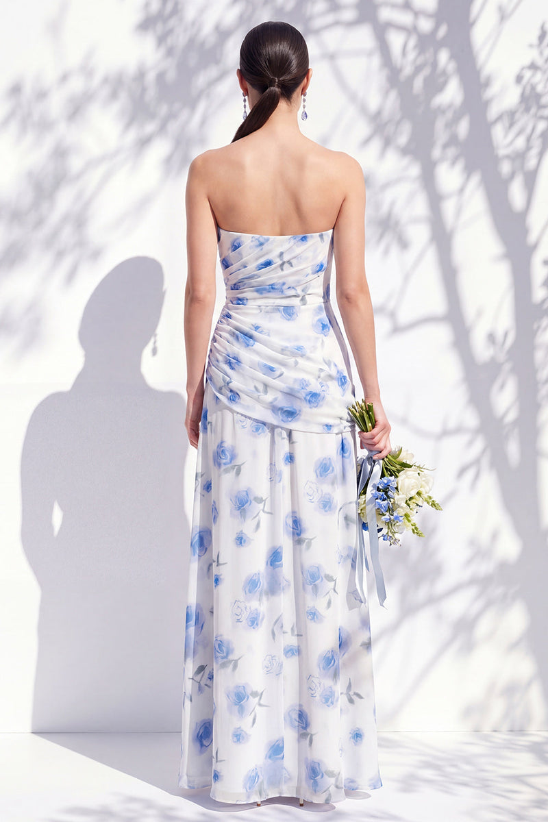 Laden Sie das Bild in den Galerie-Viewer, Trägerloses blaues Blumen-A-Linie Brautjungfernkleid mit Schlitz