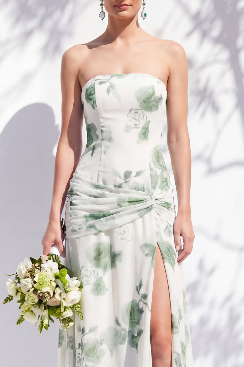Laden Sie das Bild in den Galerie-Viewer, Trägerloses blaues Blumen-A-Linie Brautjungfernkleid mit Schlitz