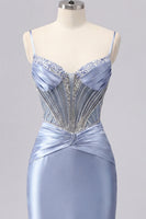 Laden Sie das Bild in den Galerie-Viewer, Graublaues Satin-Bodycon transparentes Korsett-Homecoming-Kleid mit Perlen