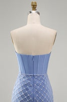 Laden Sie das Bild in den Galerie-Viewer, Blaues, strapless Satin-Bodycon-Korsett, das mit Perlen besticktes Homecoming-Kleid