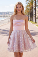 Laden Sie das Bild in den Galerie-Viewer, Blush-Satin A-Line, trägerlose, geraffte Pailletten, süßes Homecoming-Kleid