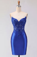 Laden Sie das Bild in den Galerie-Viewer, Rotes Satin-Sweetheart-Schnitt mit transparentem Korsett Homecoming-Kleid