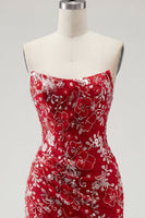 Laden Sie das Bild in den Galerie-Viewer, Glitzerndes rotes, enges kurzes, mit Perlen, gerafftes, blumiges, trägerloses Homecoming-Kleid