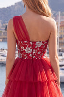 Laden Sie das Bild in den Galerie-Viewer, Blumiges rotes Einschulter-A-Linie kurzes Homecoming-Kleid mit Rüschen