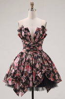 Laden Sie das Bild in den Galerie-Viewer, Schwarze Pink Flower A-Linie V-Ausschnitt, gerafftes kurzes Homecoming-Kleid mit Schleifen