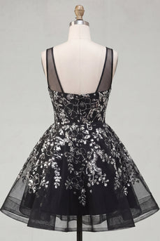 Blumeniges, glitzerndes schwarzes Pailletten-A-Linien-Kurzes Homecoming-Kleid