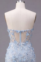 Laden Sie das Bild in den Galerie-Viewer, Blumiges, glitzerndes blaues Korsett, enges, kurzes, trägerloses Homecoming-Kleid mit Perlen