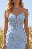 Laden Sie das Bild in den Galerie-Viewer, Blumiges, glitzerndes blaues Korsett, enges, kurzes, trägerloses Homecoming-Kleid mit Perlen