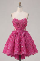Laden Sie das Bild in den Galerie-Viewer, Glitzerndes fuchsiafarbenes Blumenkleid mit einem Schnitt aus Perlen und kurzem Homecoming-Kleidungskleid