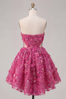 Glitzerndes fuchsiafarbenes Blumenkleid mit einem Schnitt aus Perlen und kurzem Homecoming-Kleidungskleid