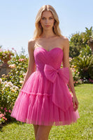 Laden Sie das Bild in den Galerie-Viewer, Fuchsia A Line Sweetheart gerafftes kurzes Homecoming-Kleid mit Schleife
