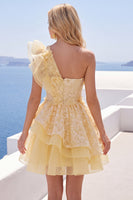 Laden Sie das Bild in den Galerie-Viewer, Ein schulter Buttergelbes Rüschendes A-Linie Blumen Kurzes Abendkleid